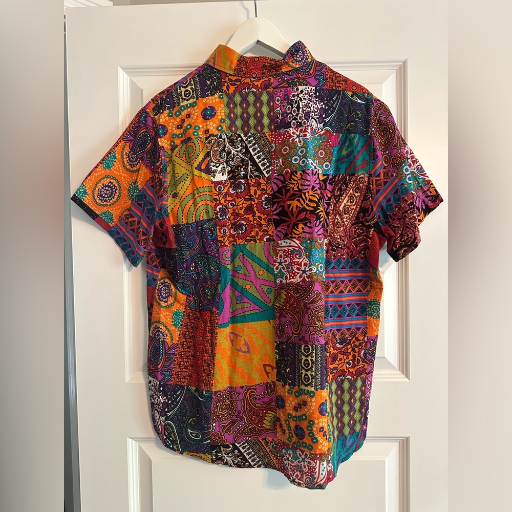 Two-Sided Colorful Patterned Shirt - Picture 2 of 3